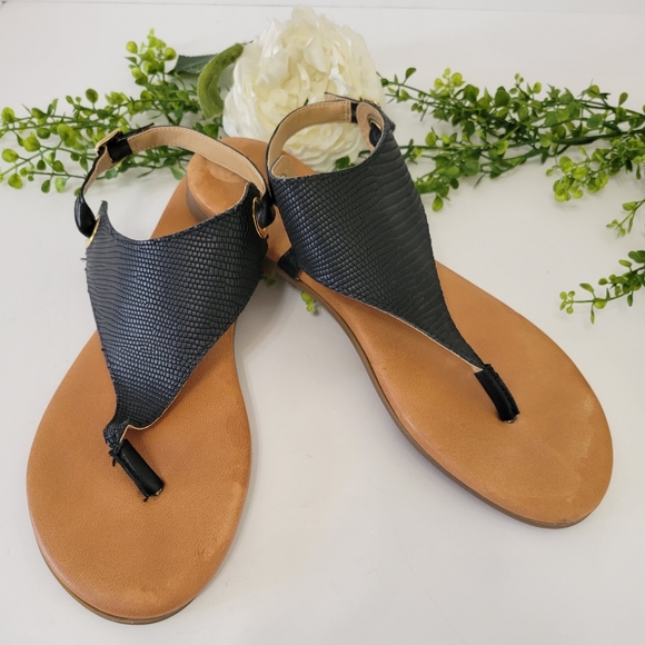 Sofia Milano black leather thong sandals women's size 9 - Picture 7 of 10